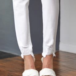 Kancan NEW ARRIVALS Beverly White High Rise Skinny Jeans