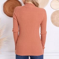 Charlotte Avery TOPS Rust Colored Cashmere Blend Fittted Ribbed Turtleneck