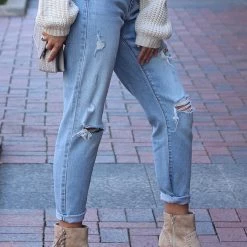 EUNINA NEW ARRIVALS Weekender Distressed Jeans