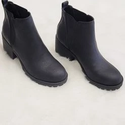 Chinese Laundry NEW ARRIVALS Leslie Lisbon Black Booties