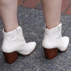 Chinese Laundry The Dottie Cream Colored Snake Print Boots NEW ARRIVALS